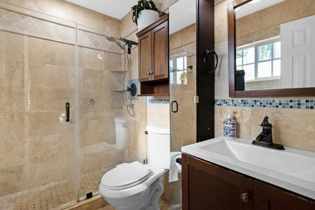 8017 NW 74th Terrace, Tamarac, FL 33321