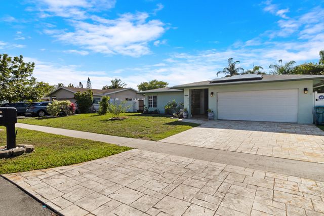 8017 NW 74th Terrace, Tamarac, FL 33321