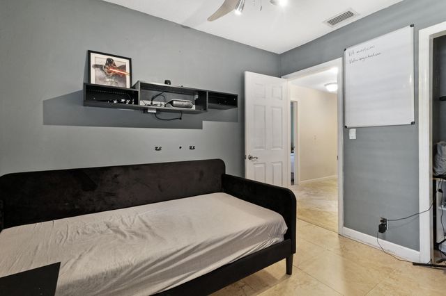 8017 NW 74th Terrace, Tamarac, FL 33321