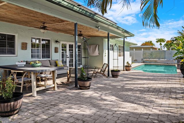 8017 NW 74th Terrace, Tamarac, FL 33321