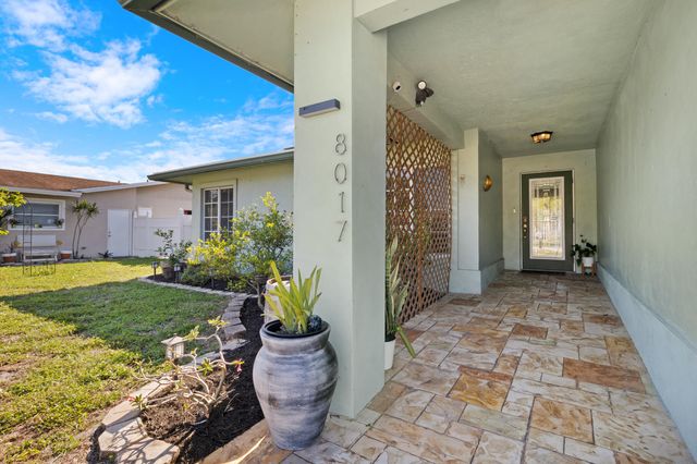 8017 NW 74th Terrace, Tamarac, FL 33321