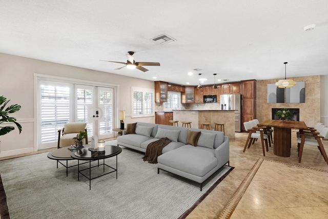 8017 NW 74th Terrace, Tamarac, FL 33321