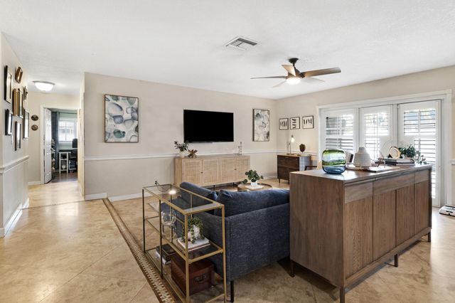 8017 NW 74th Terrace, Tamarac, FL 33321