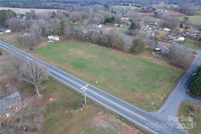 00 Hwy 16 Highway N, Conover, NC 28613