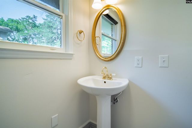 122 Ila Lane, Columbia, SC 29206