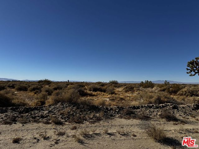 130 E Avenue I 2, Lancaster, CA 93535