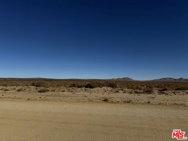 130 E Avenue I 2, Lancaster, CA 93535