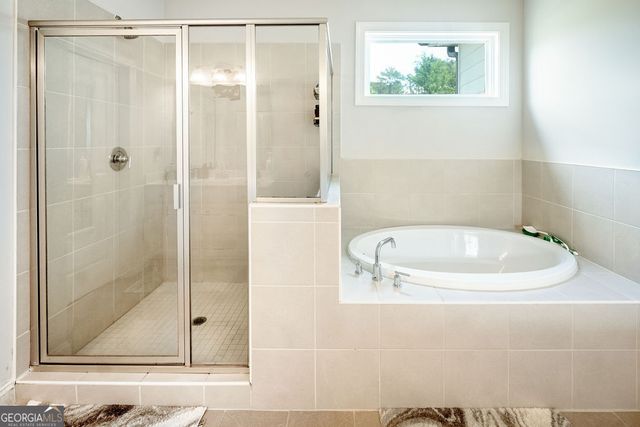 123 Vivian Lane, Peachtree City, GA 30269