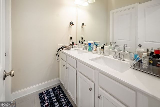 123 Vivian Lane, Peachtree City, GA 30269
