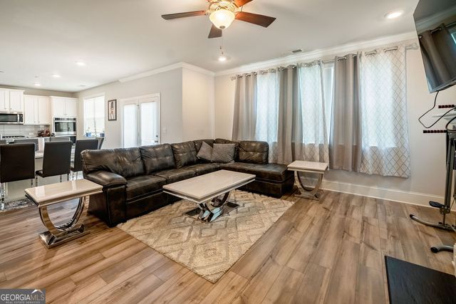 123 Vivian Lane, Peachtree City, GA 30269