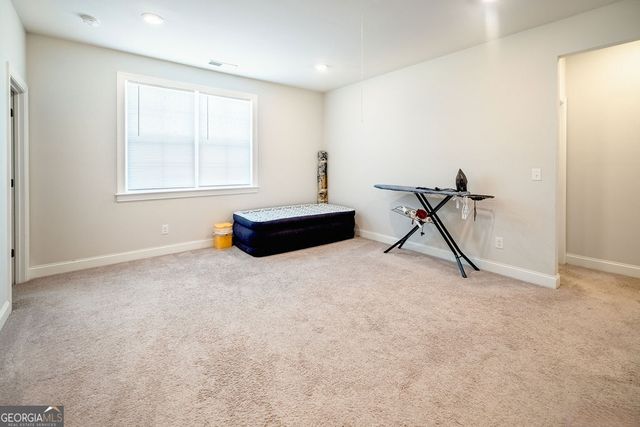 123 Vivian Lane, Peachtree City, GA 30269