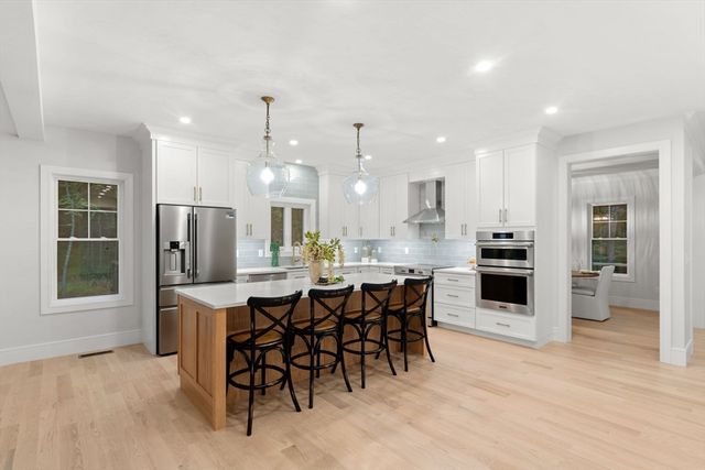 5 North Street, Upton, MA 01568