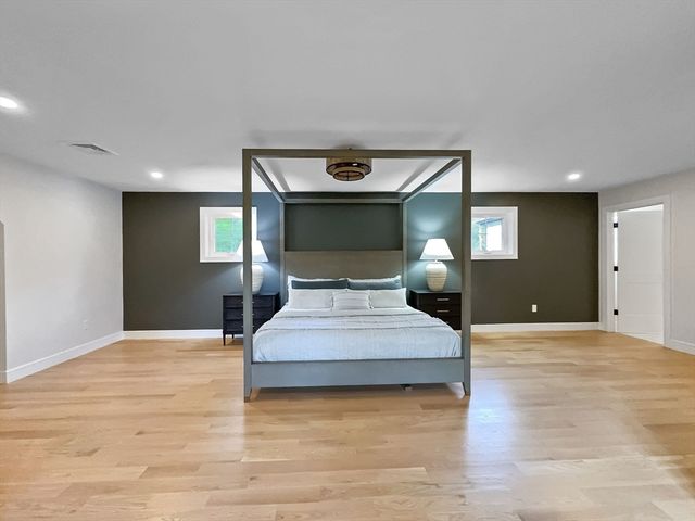 5 North Street, Upton, MA 01568