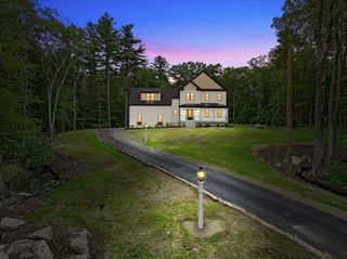 5 North Street, Upton, MA 01568