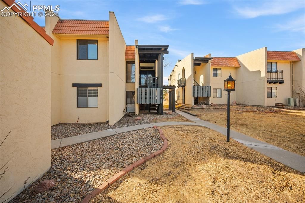 1010 Fontmore Road D, Colorado Springs, CO 80904