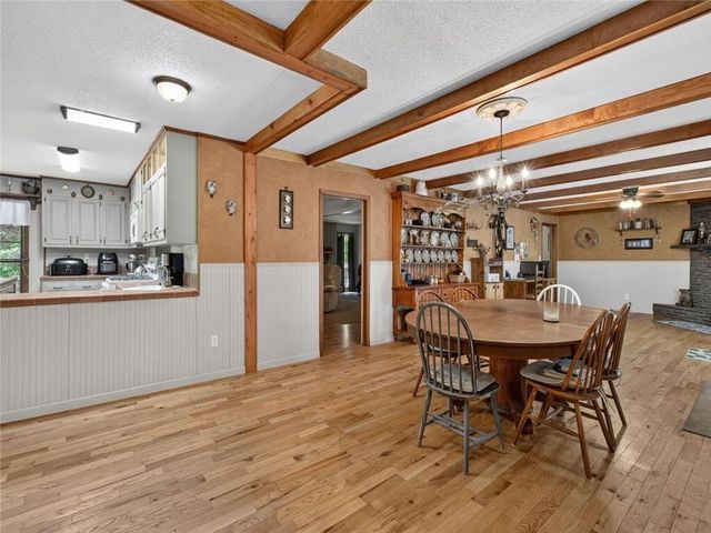 105 Whitestone Road North, Talking Rock, GA 30175