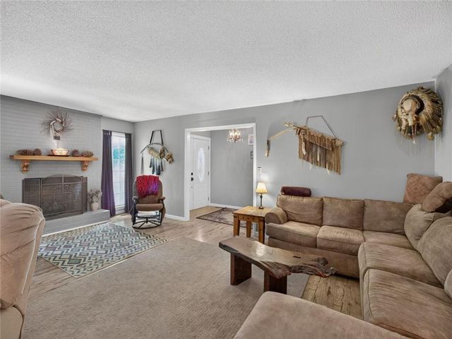 105 Whitestone Road North, Talking Rock, GA 30175