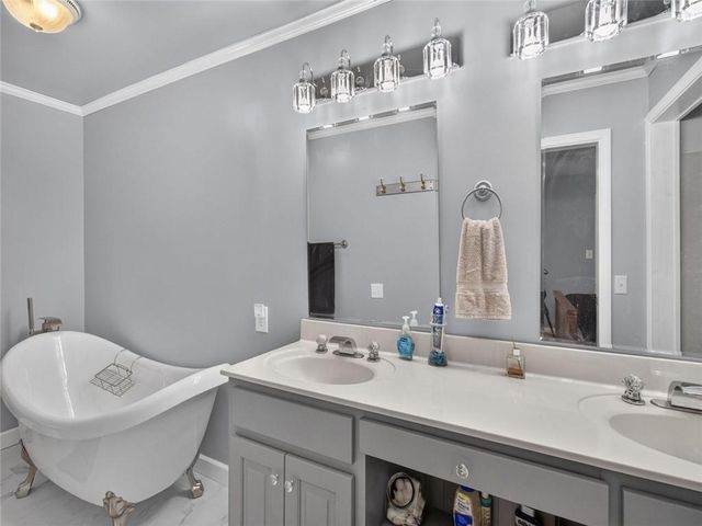 105 Whitestone Road North, Talking Rock, GA 30175