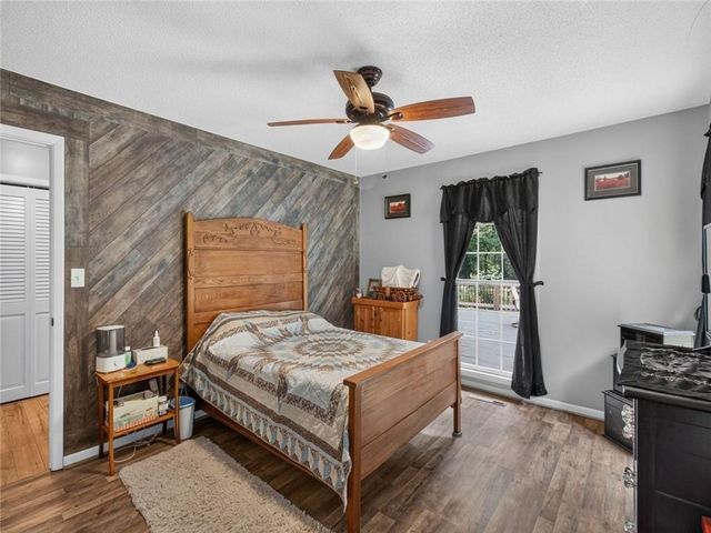 105 Whitestone Road North, Talking Rock, GA 30175