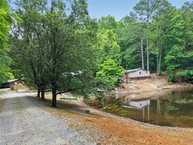 105 Whitestone Road North, Talking Rock, GA 30175