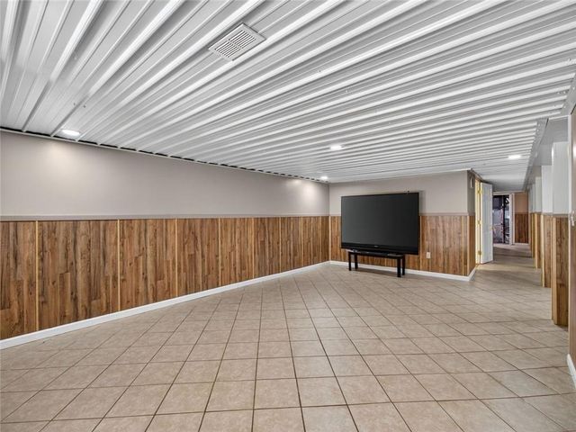 105 Whitestone Road North, Talking Rock, GA 30175