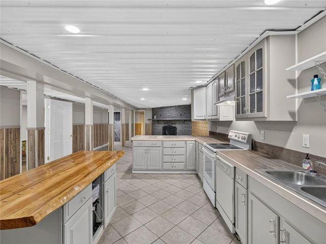 105 Whitestone Road North, Talking Rock, GA 30175
