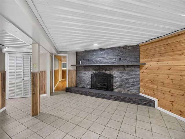 105 Whitestone Road North, Talking Rock, GA 30175