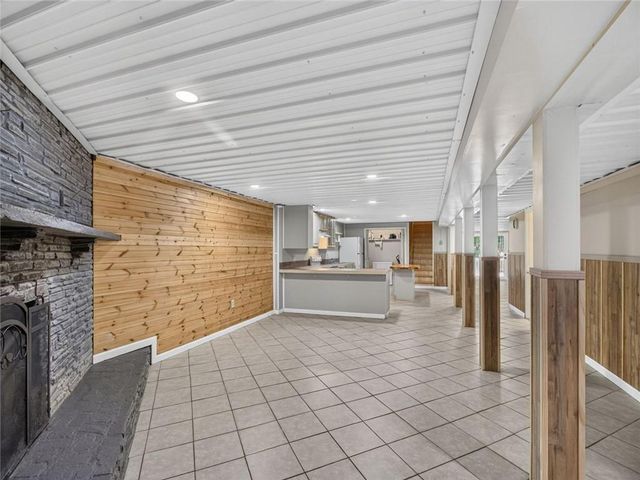 105 Whitestone Road North, Talking Rock, GA 30175