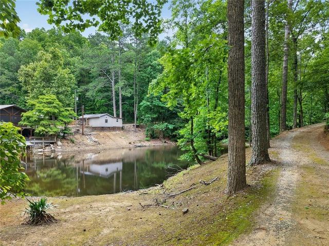 105 Whitestone Road North, Talking Rock, GA 30175