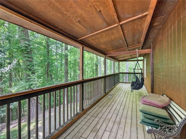 105 Whitestone Road North, Talking Rock, GA 30175