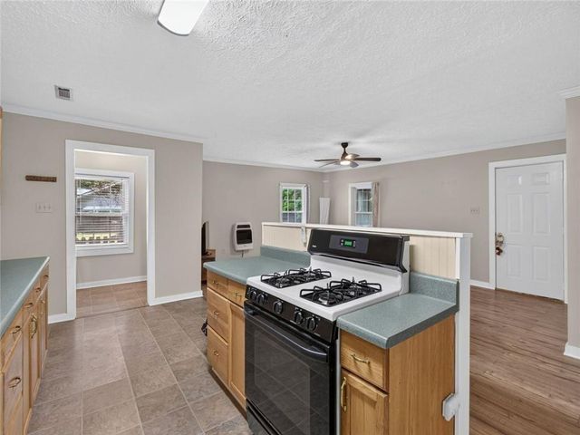 105 Whitestone Road North, Talking Rock, GA 30175