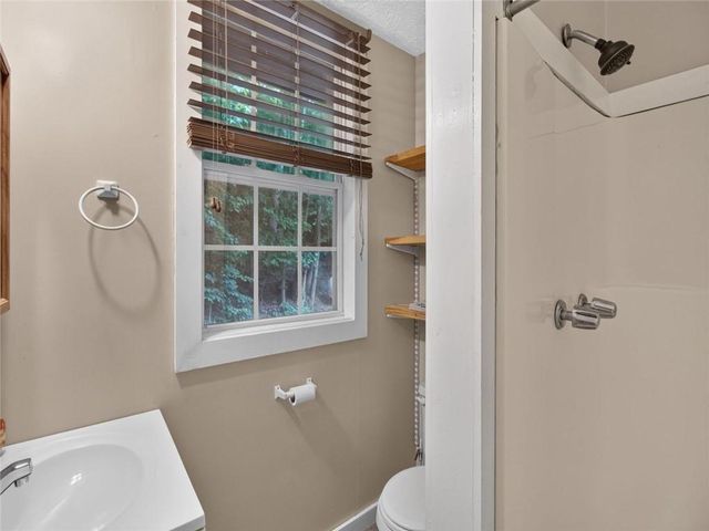 105 Whitestone Road North, Talking Rock, GA 30175