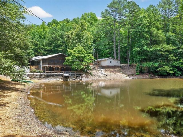 105 Whitestone Road North, Talking Rock, GA 30175