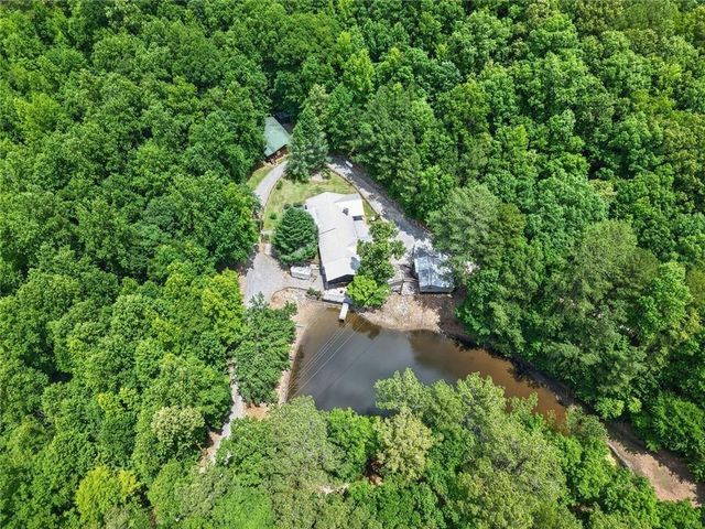 105 Whitestone Road North, Talking Rock, GA 30175