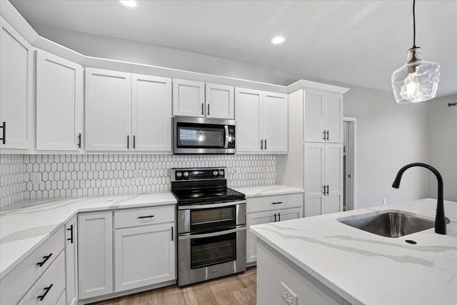 533 Redan Drive, Madison, WI 53593