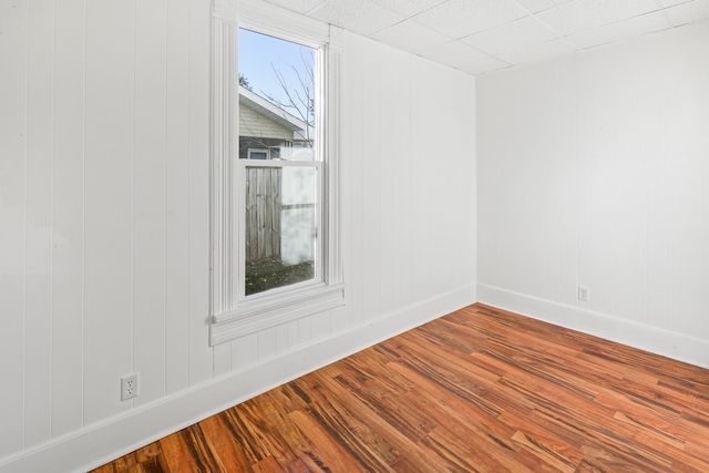 602 S 4th Street, Knoxville, IA 50138