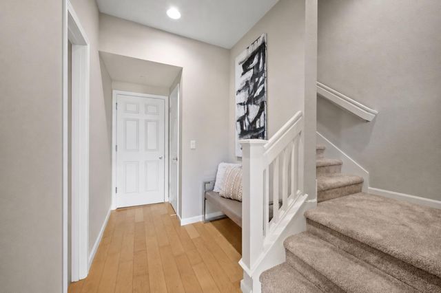 738 Seneca Terrace, Sunnyvale, CA 94087