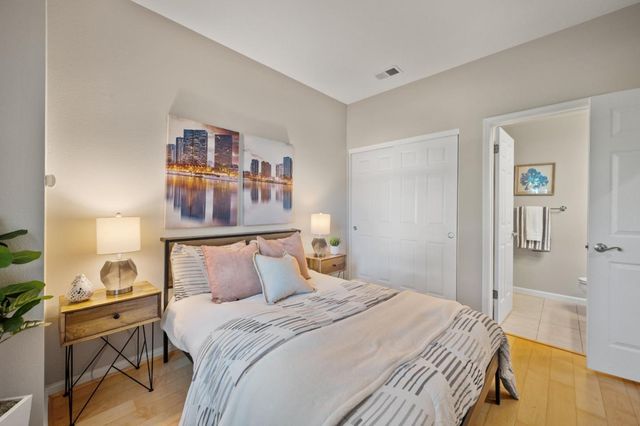 738 Seneca Terrace, Sunnyvale, CA 94087