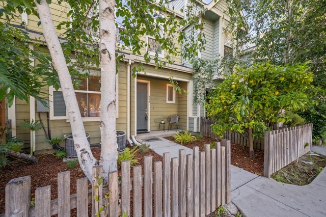 738 Seneca Terrace, Sunnyvale, CA 94087