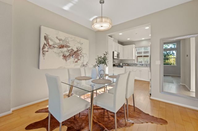 738 Seneca Terrace, Sunnyvale, CA 94087