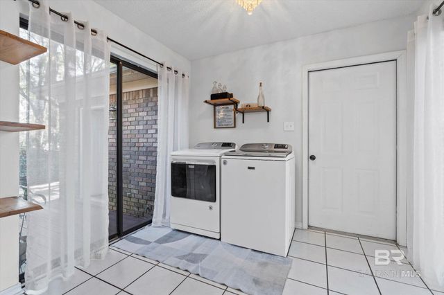 513 3rd Street, Fairhope, AL 36532