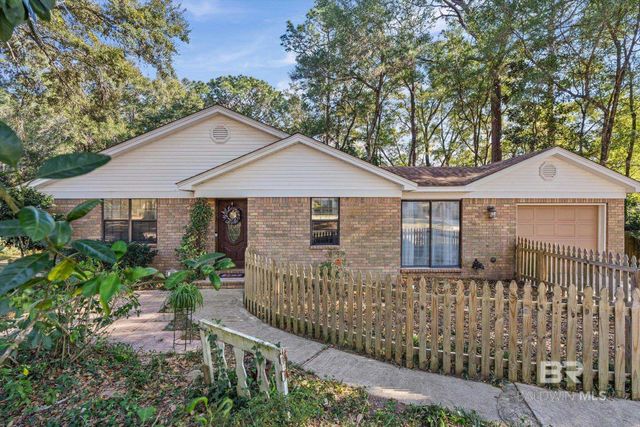 513 3rd Street, Fairhope, AL 36532