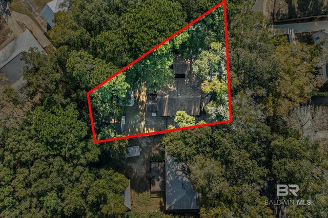 513 3rd Street, Fairhope, AL 36532