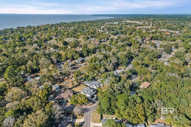 513 3rd Street, Fairhope, AL 36532