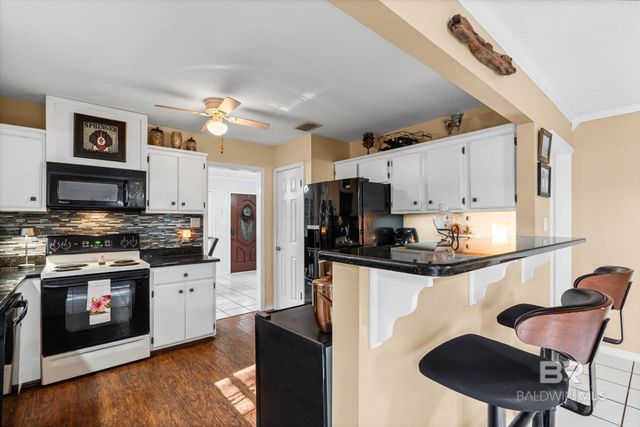 513 3rd Street, Fairhope, AL 36532