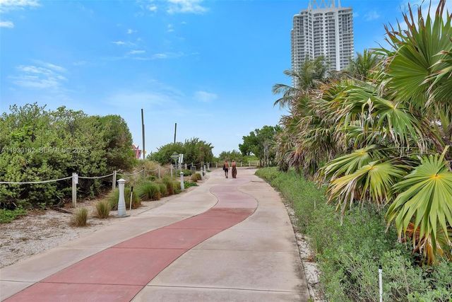 6515 Collins Ave 1110, Miami Beach, FL 33141