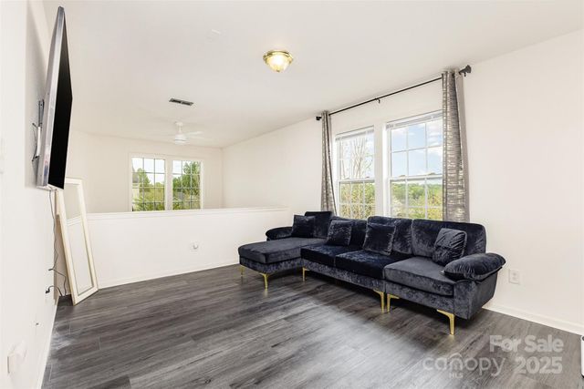 8424 Spirea Court, Charlotte, NC 28215