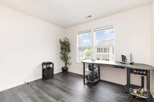 8424 Spirea Court, Charlotte, NC 28215