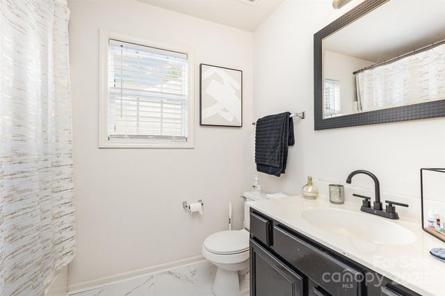 8424 Spirea Court, Charlotte, NC 28215