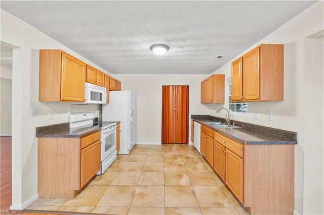 2507 Walnut ST, Portsmouth, VA 23704
